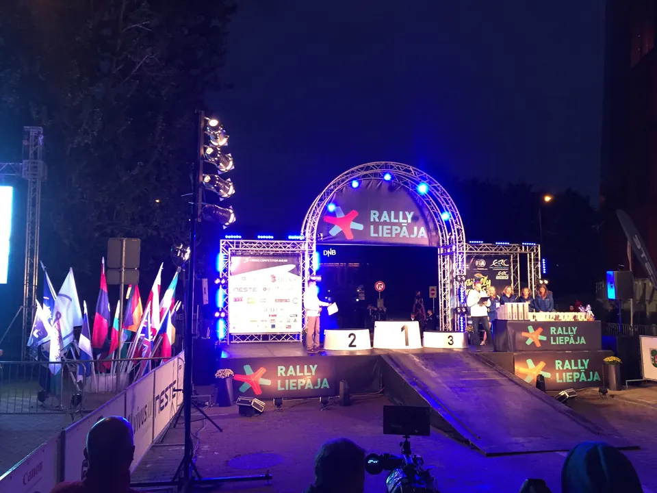 ERC rallija finiša arka, Latvija 2017. Dekorāciju un reklāmas objektu ražošana un montāža, EVENT MORE